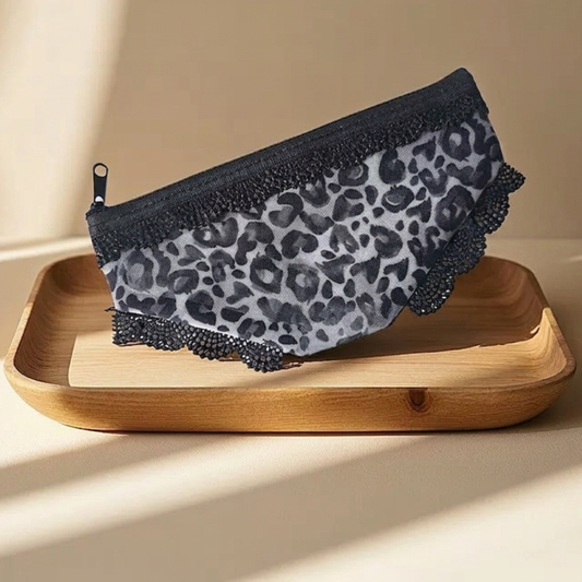 Cute Pouch ❤️