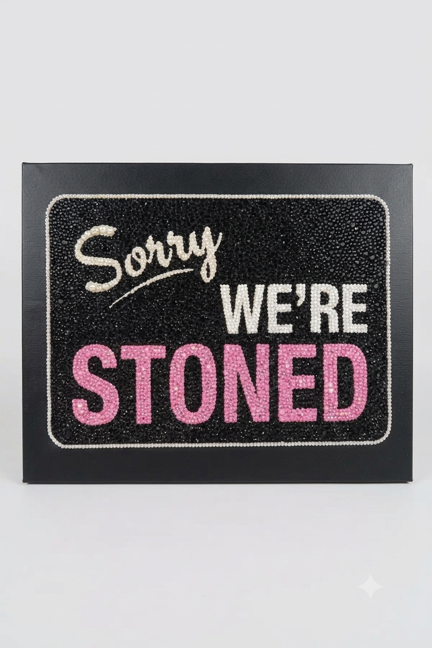 Kit de arte en lienzo "Pink sorry we’re stoned" con pedrería